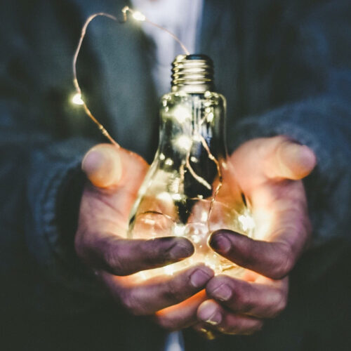 riccardo-annandale-7e2pe9wjL9M-unsplash (1)